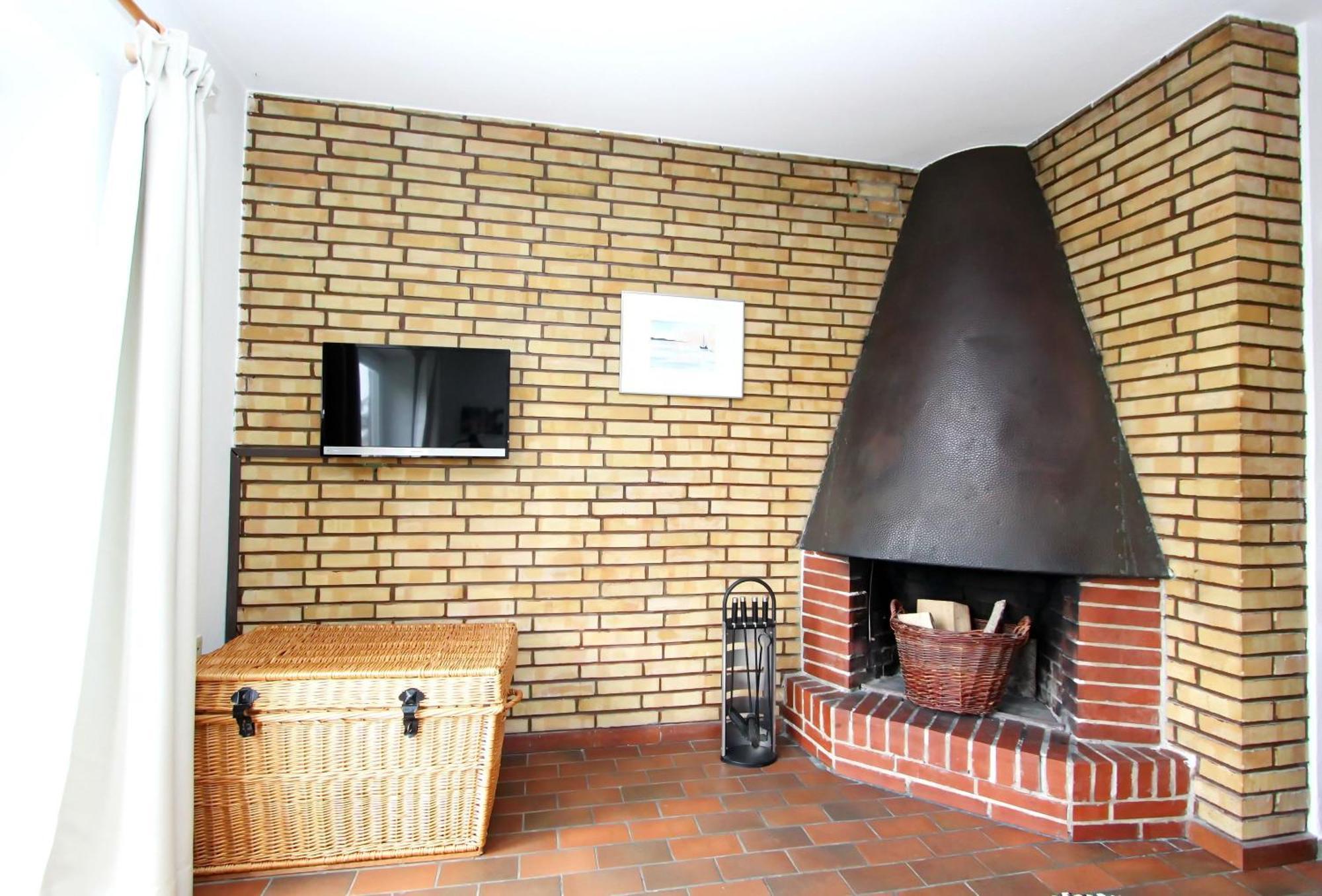 Haus Atlantis, Kaminwohnung 1 *